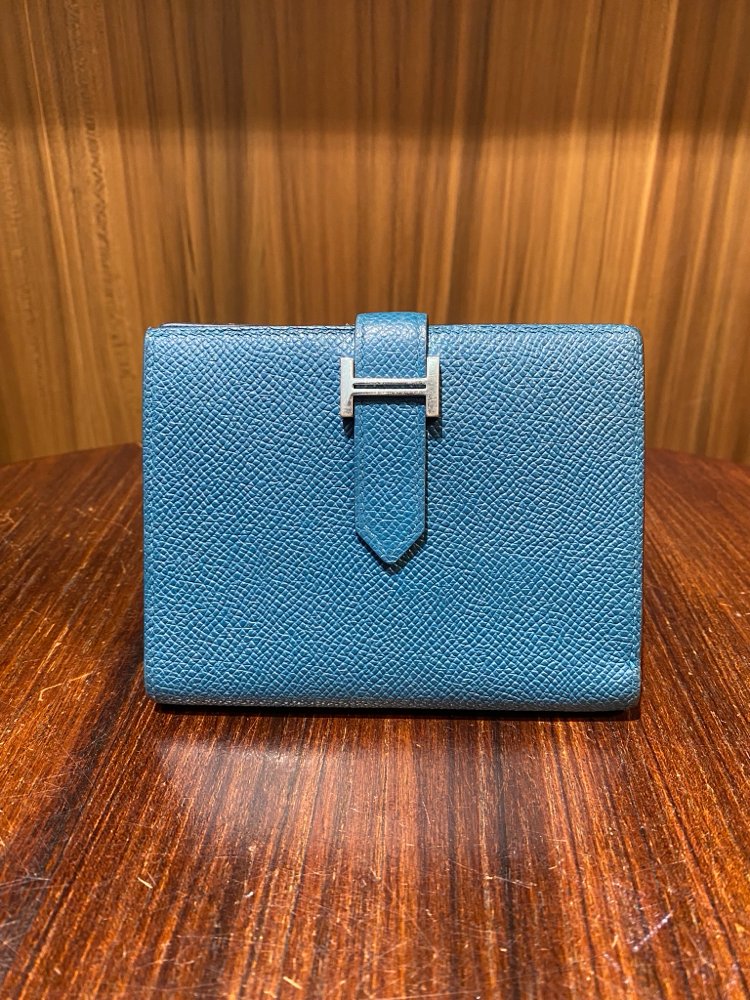 HERMÈS ベアン｜色あせた財布を、元の色へ